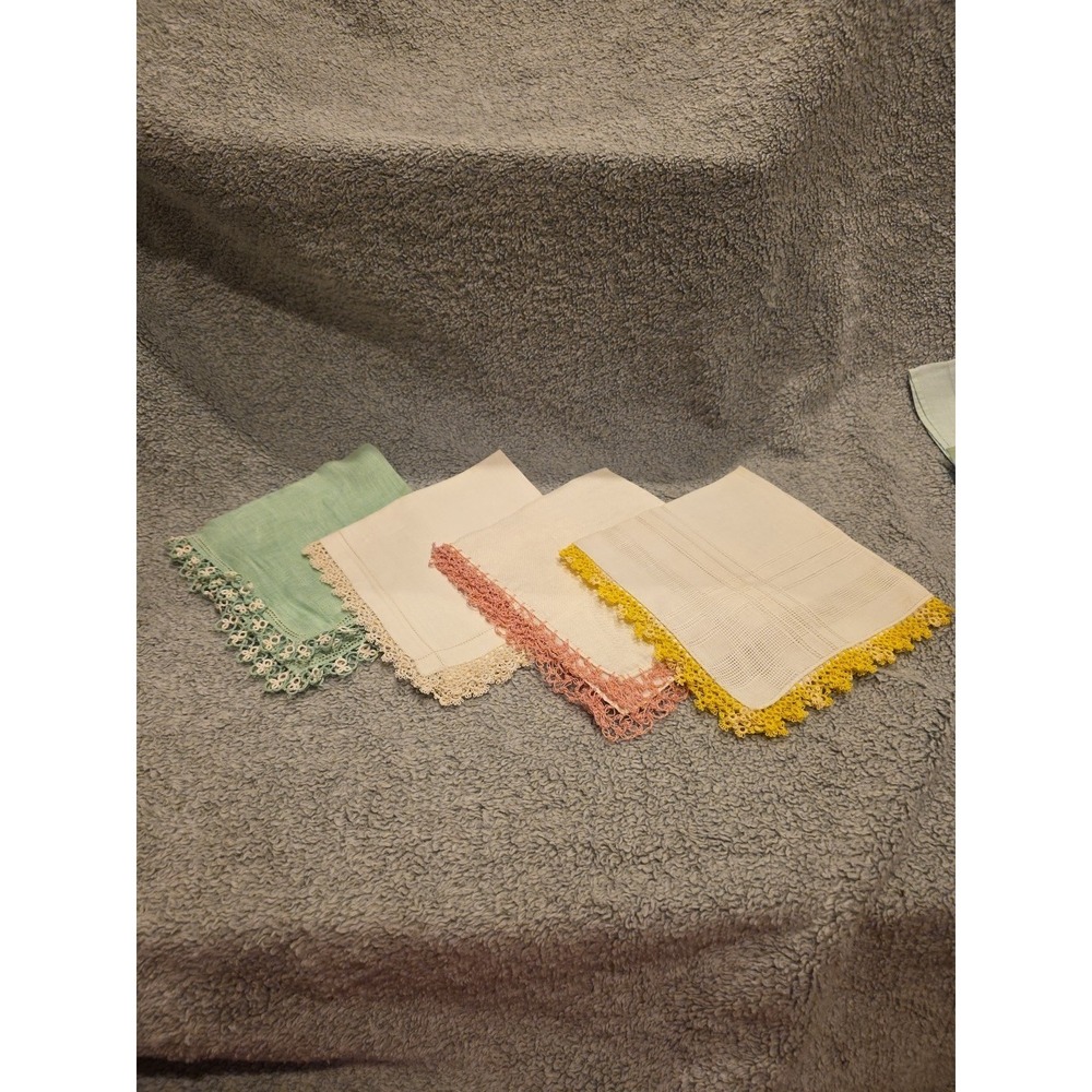 4 Collectible Ladies Hankies Colorful Crochet Trim 11‎ Inch Handkerchief Vintage